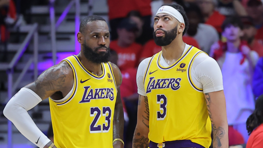 LeBron James y Anthony Davis están prosperando en el equipo de EE. UU., así que ¿qué dice eso sobre los Lakers?
