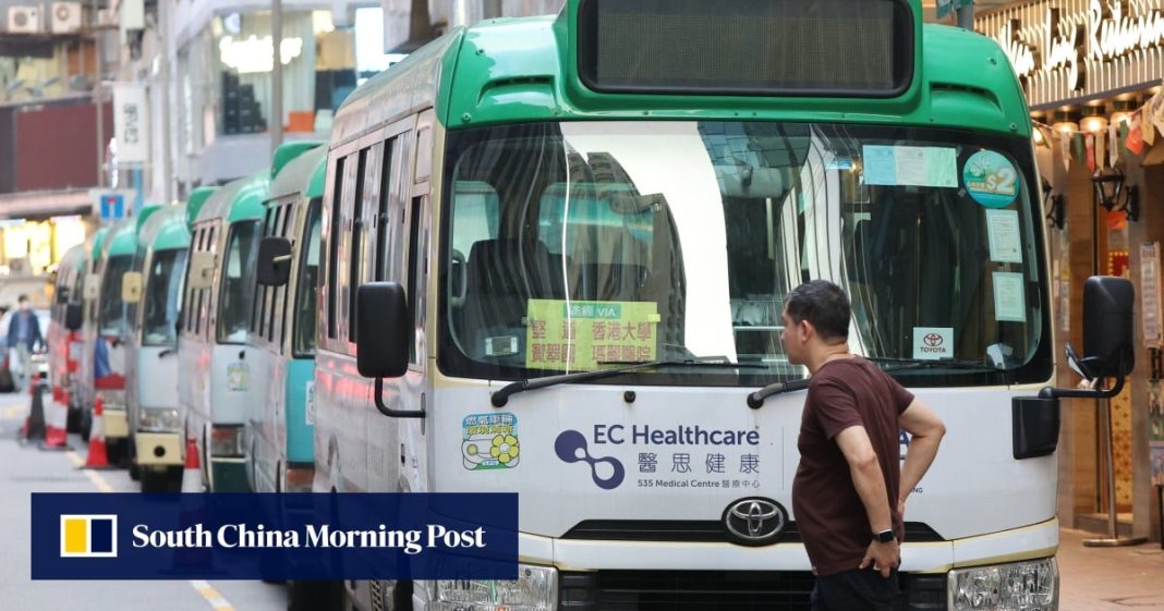 Los pasajeros pagan de más en cuatro rutas de minibuses de Hong Kong durante dos meses
