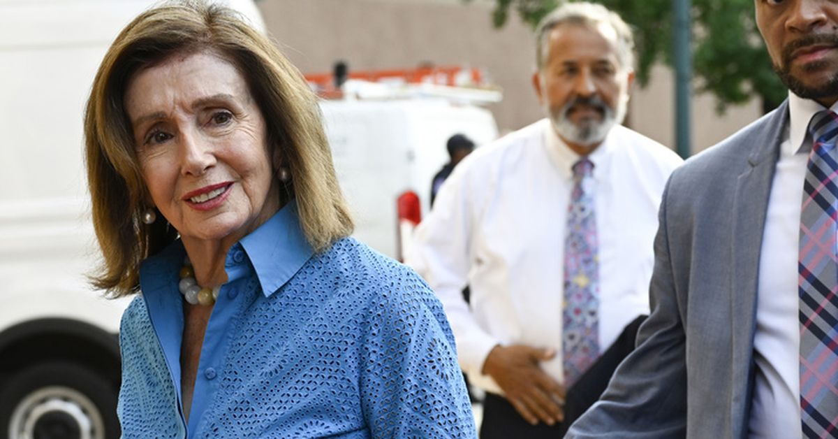 Nancy Pelosi dice que “depende del presidente” decidir si sigue en la carrera
