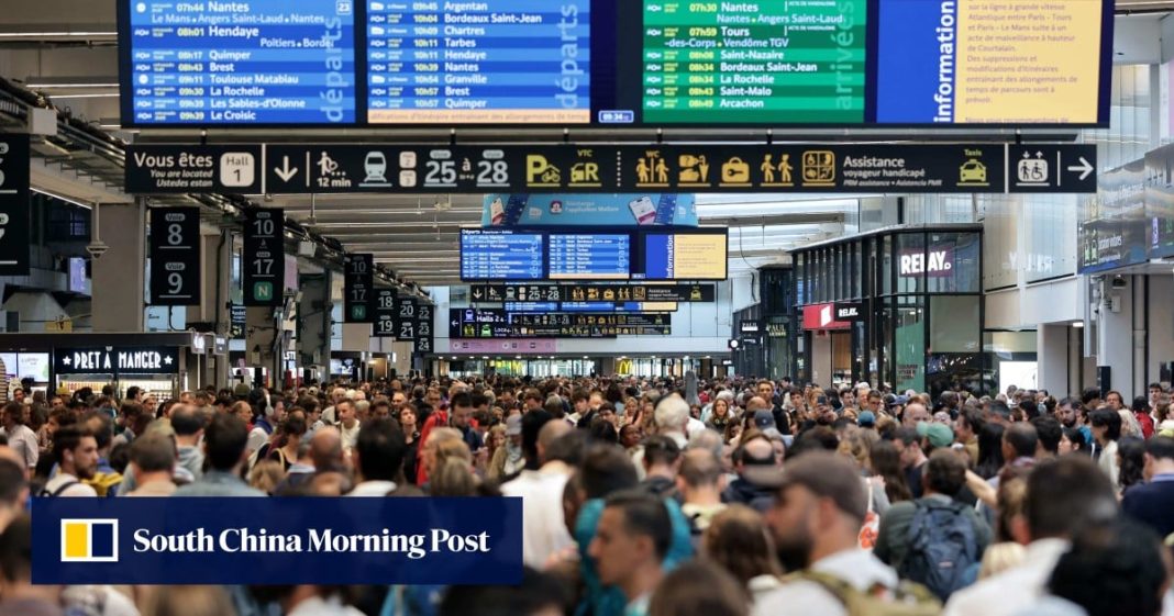 Pirómanos atacan líneas ferroviarias francesas horas antes de la ceremonia de los Juegos Olímpicos de París
