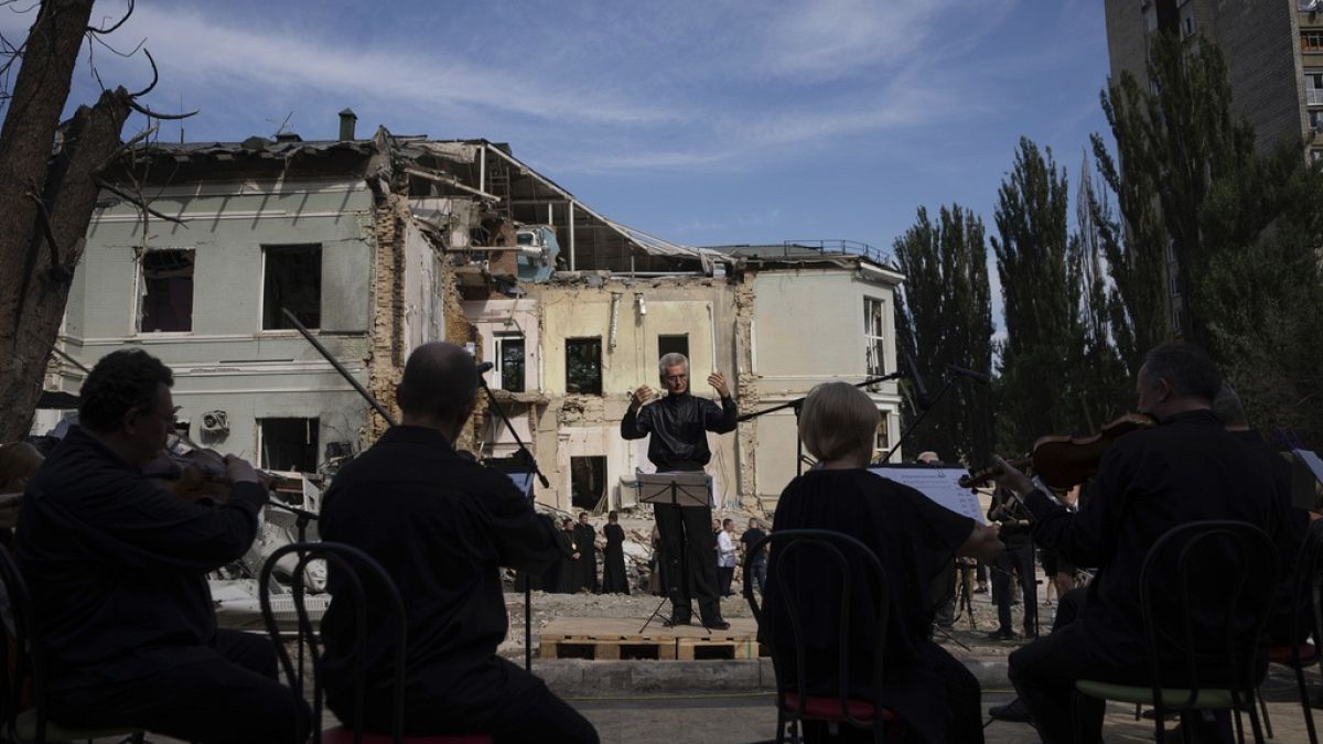 Se celebra en Kiev un acto conmemorativo en memoria de las víctimas del ataque con misiles rusos
