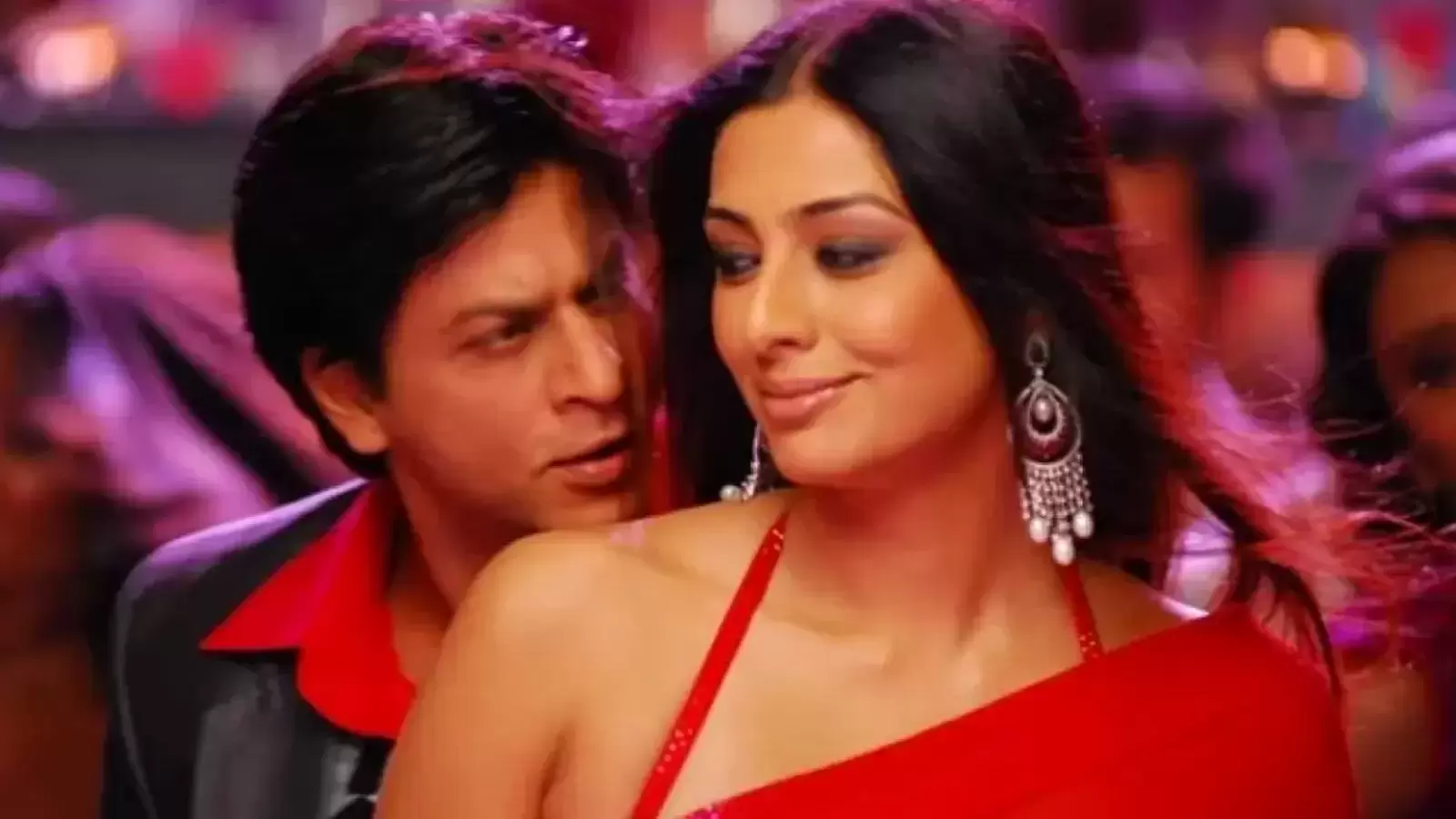 Tabu revela haber recibido 'regalos muy caros' de Shah Rukh Khan por su cameo en la canción Om Shanti Om Deewangi Deewangi
