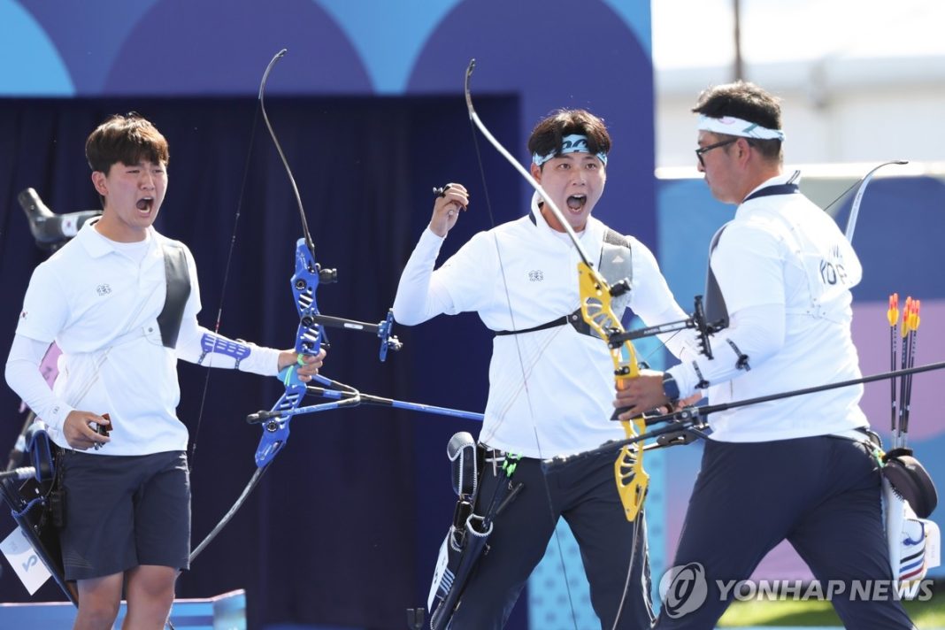 (URGENT) (Olympics) S. Korea wins 3rd straight gold in men's archery team event