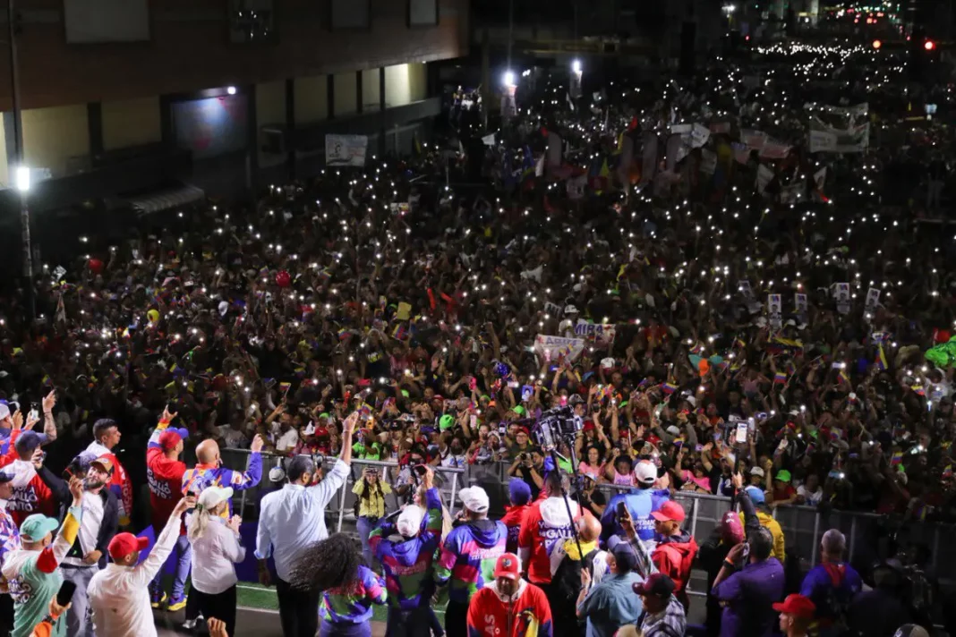 Venezuela votará por la paz y la tranquilidad: Presidente Maduro - teleSUR
