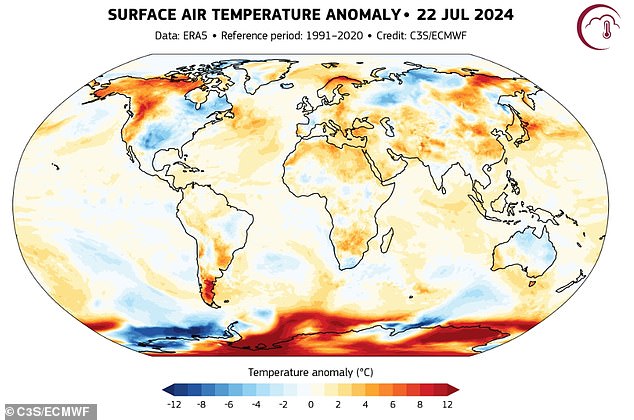 Este mapa muestra dónde la Tierra sufrió extremos en términos de calor el 22 de julio, el día más caluroso de la Tierra, en comparación con el período de referencia 1991-2020.