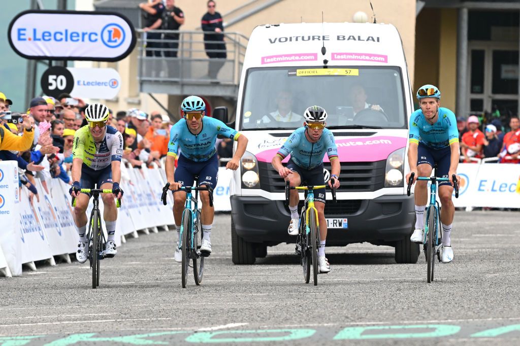 ¿Cómo funcionan los recortes de tiempo del Tour de Francia?
