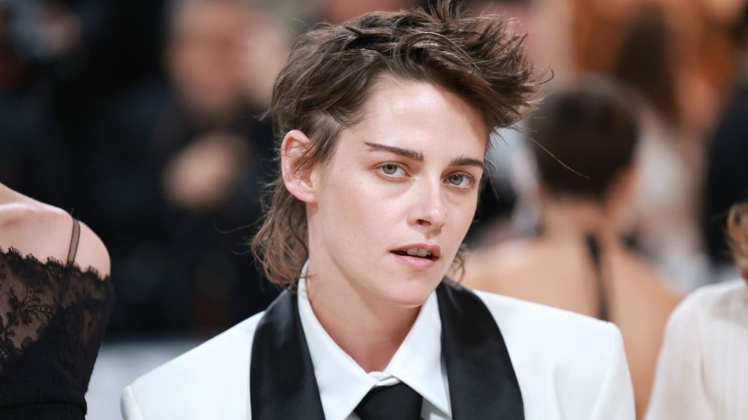 NEW YORK, NEW YORK - MAY 01: Kristen Stewart attends The 2023 Met Gala Celebrating 