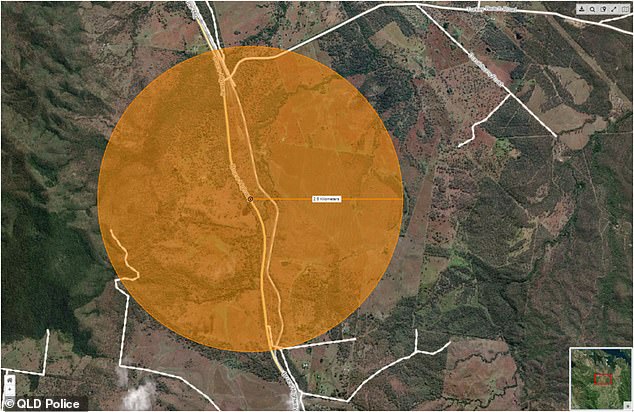 A los residentes dentro de una zona de exclusión de 2,5 kilómetros se les ha pedido que abandonen el lugar.