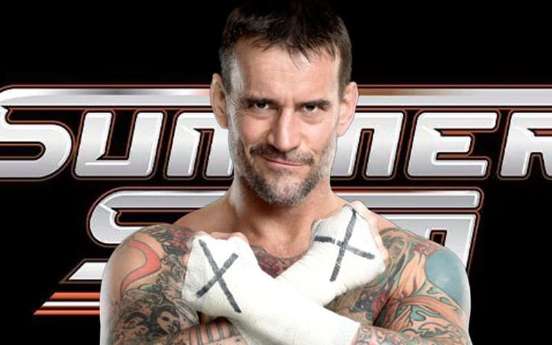 CM Punk hizo una aparición sorpresa durante las pruebas de WWE SummerSlam
