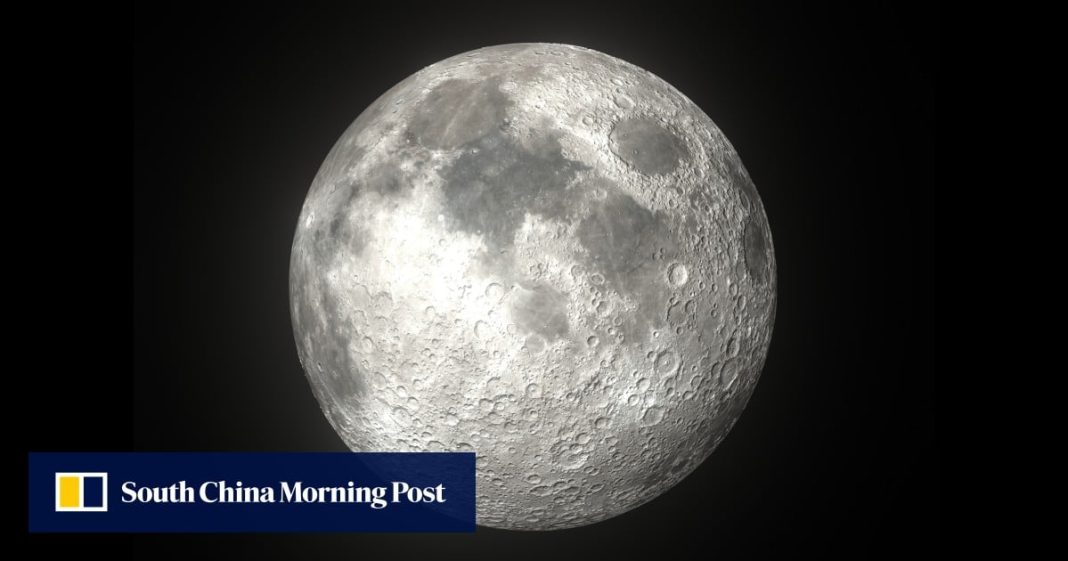 Científicos chinos idean un método para obtener agua de las rocas lunares
