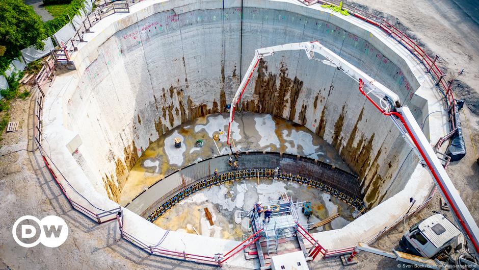 Ciudad Esponja: Berlín recoge agua de lluvia para combatir la escasez de agua
