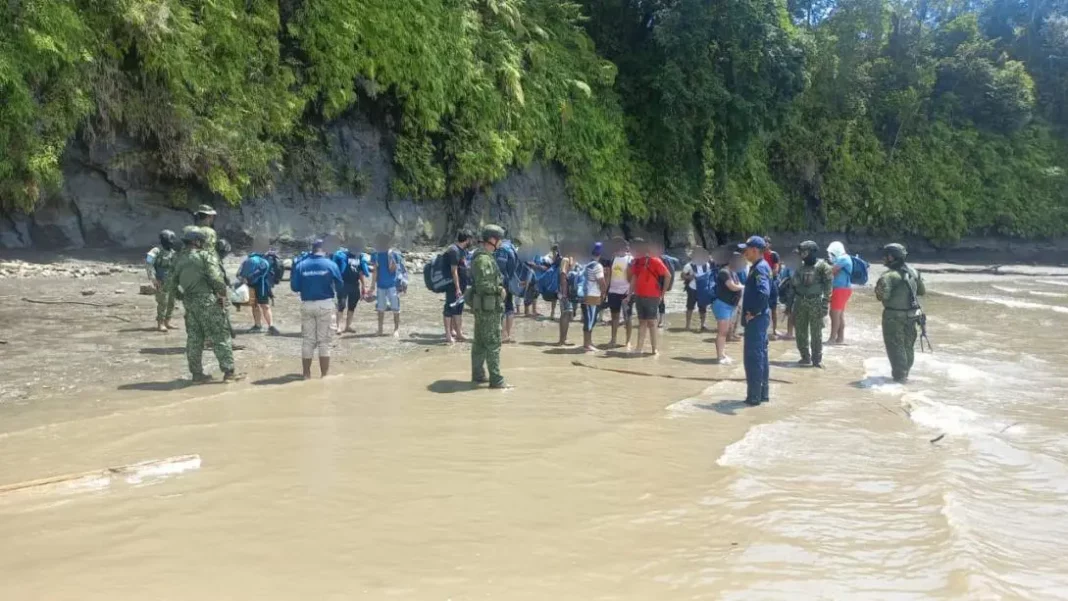 Colombia: Rescatan a 28 migrantes en aguas del Pacífico - teleSUR
