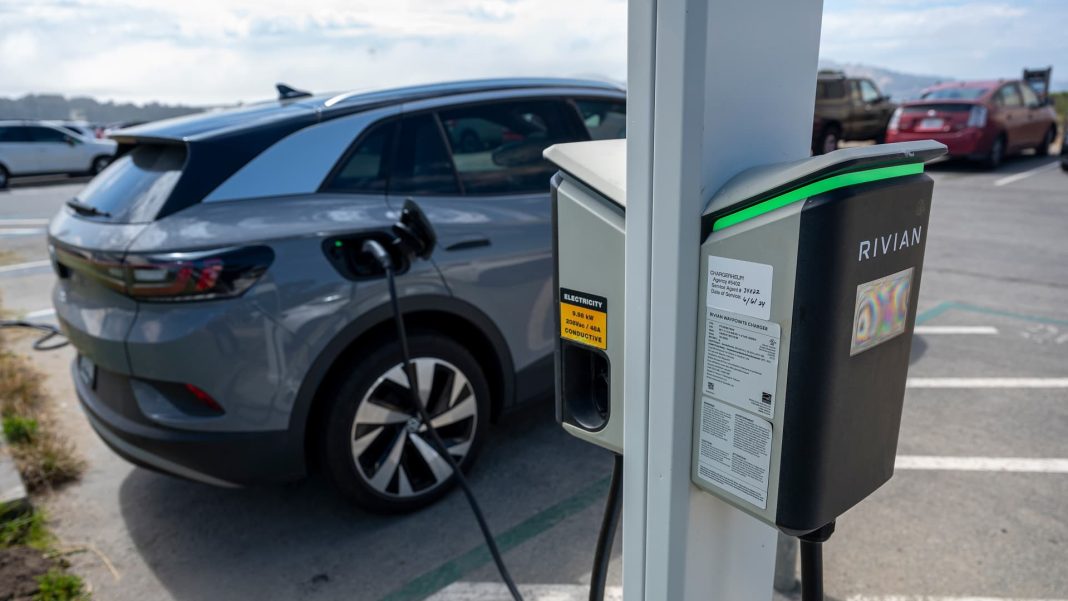 Comparación entre los vehículos eléctricos y los automóviles de gasolina en términos de costo total: el lugar donde vives puede marcar una gran diferencia
