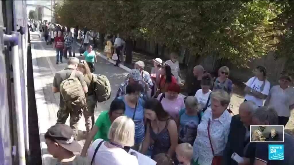 Continúan las evacuaciones en la ciudad ucraniana de Pokrovsk mientras Rusia ataca la región de Donetsk
