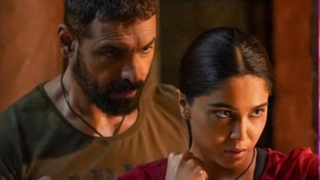 Día 1 de recaudación de taquilla de Vedaa: la película de acción de John Abraham se estrena a ₹ 6,52 cr
