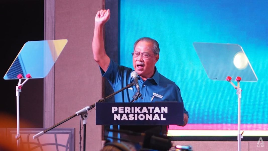 El ex primer ministro de Malasia, Muhyiddin, será interrogado por la policía por un discurso de campaña que supuestamente cuestionaba la decisión del ex rey
