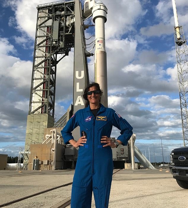 Sunita Williams (en la foto), una de las astronautas de la NASA que se encuentra actualmente en la ISS por tiempo indefinido, no se sentirá molesta por su estadía prolongada porque el espacio es su 