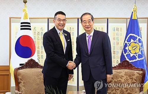 PM meets Thailand's top diplomat in Seoul