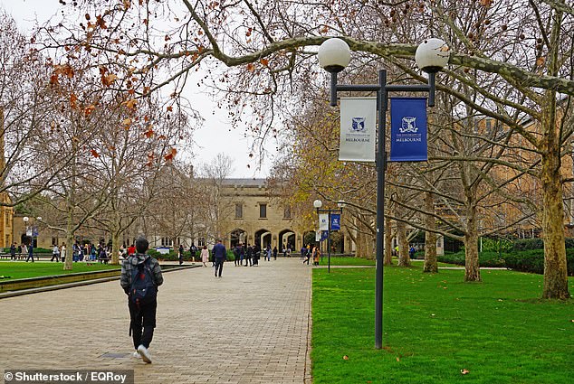 Harry, que optó por no proporcionar su apellido, estudia economía en la Universidad de Melbourne (en la foto) y dijo que era el único estudiante caucásico, o uno de los pocos, en sus materias.