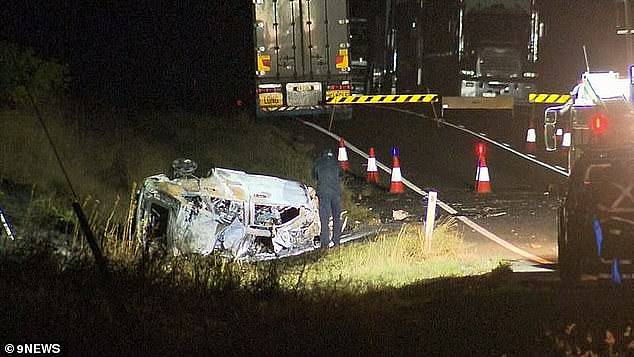 El accidente ocurrió alrededor de las 7:30 p. m. del 27 de mayo de 2019 después de que la Sra. McLeod adelantó a un semirremolque y luego 