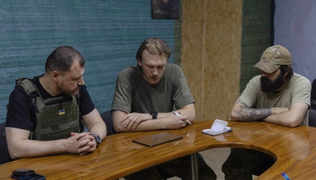 Klymenko se reunió con los comandantes de las unidades y brigadas de la Guardia Nacional en la región de Donetsk
