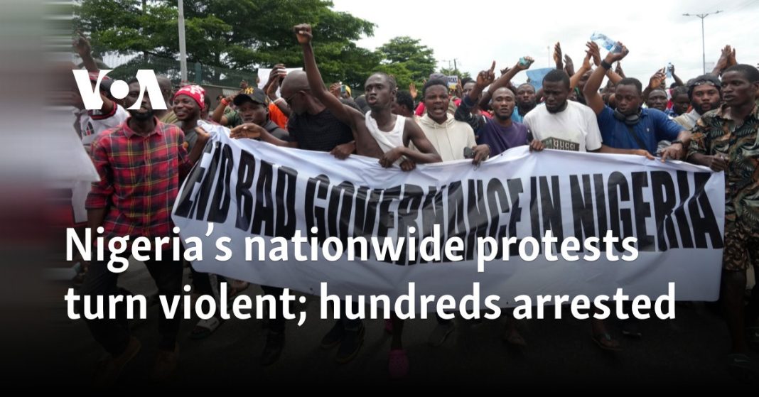 Las protestas en todo Nigeria se tornan violentas y cientos de personas son arrestadas
