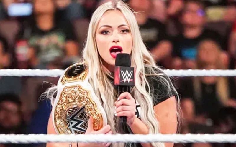 Liv Morgan firma un acuerdo con la agencia de talentos Paradigm
