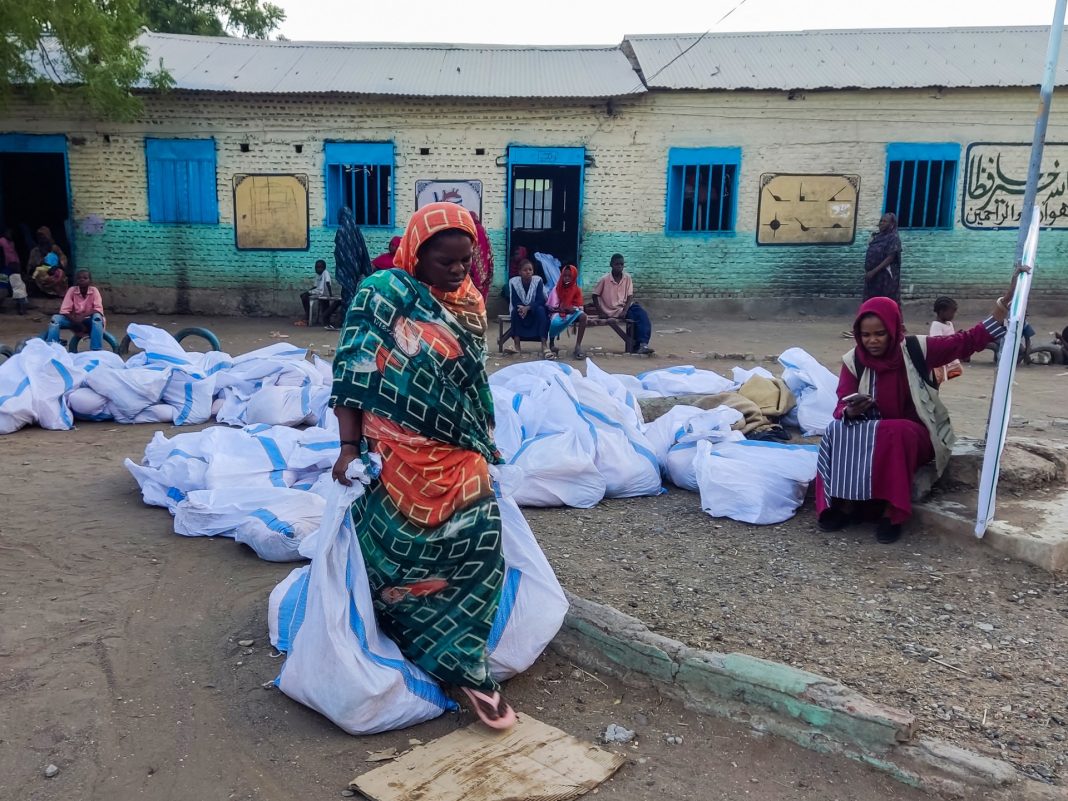 Los mediadores de la guerra de Sudán acogen con satisfacción los nuevos compromisos sobre el acceso humanitario
