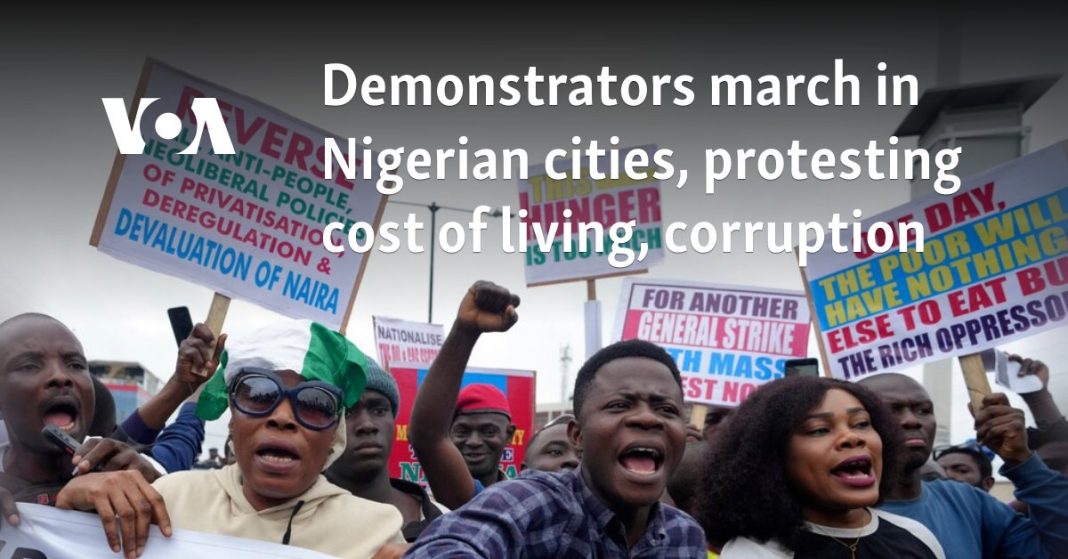 Manifestantes marchan en ciudades de Nigeria en protesta por el costo de vida y la corrupción
