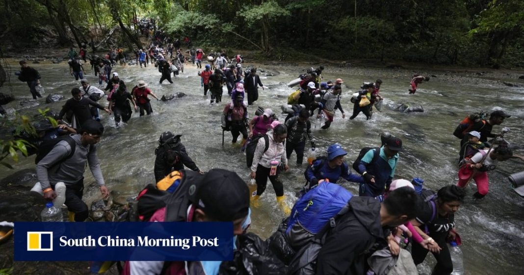 Menos migrantes corren riesgo de cruzar el Tapón del Darién tras represión en Panamá
