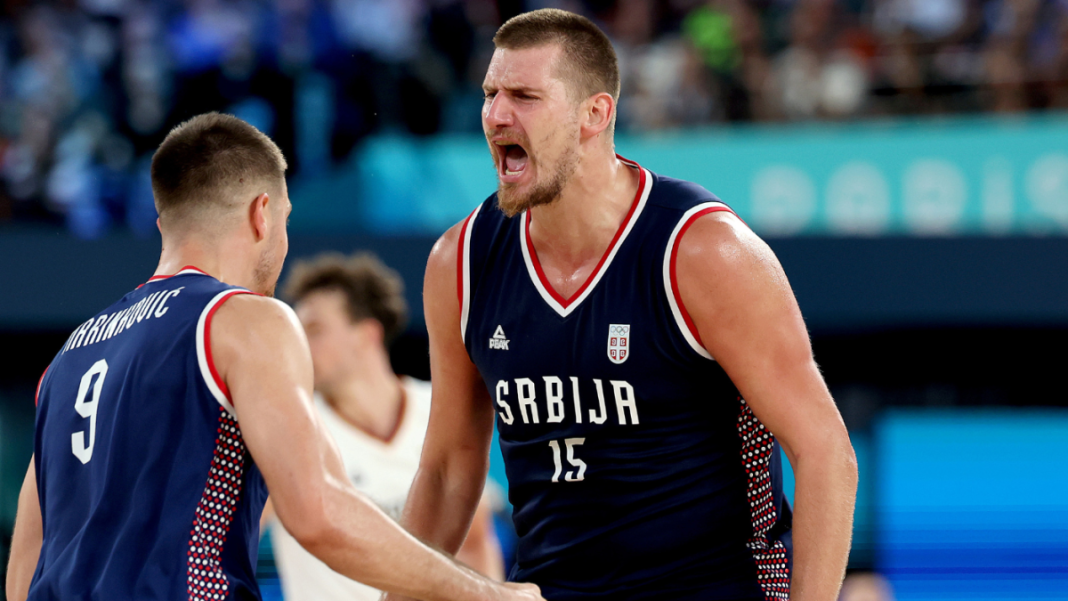 Nikola Jokic lidera a Serbia hacia la medalla de bronce en los Juegos Olímpicos de París 2024 con un triple-doble ante Alemania
