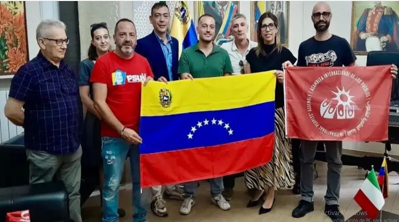 Observadores del sur de Italia certifican confiabilidad del sistema electoral venezolano - teleSUR
