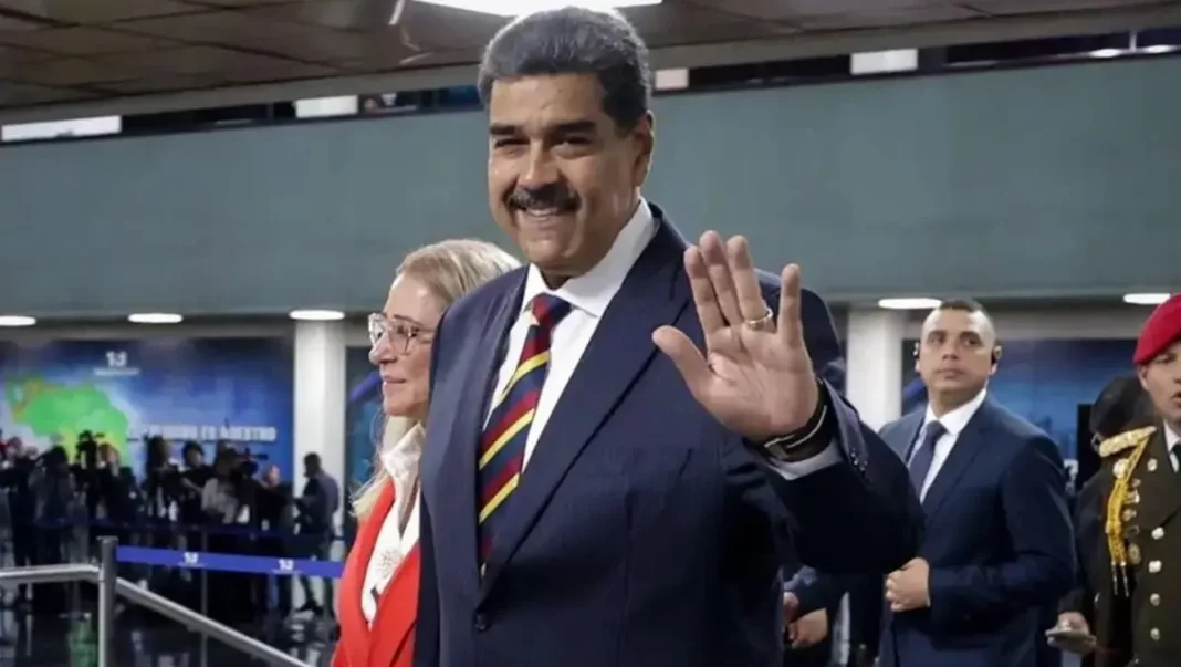 Presidente de Venezuela, Maduro, presenta actas electorales ante el Tribunal Supremo de Justicia - teleSUR
