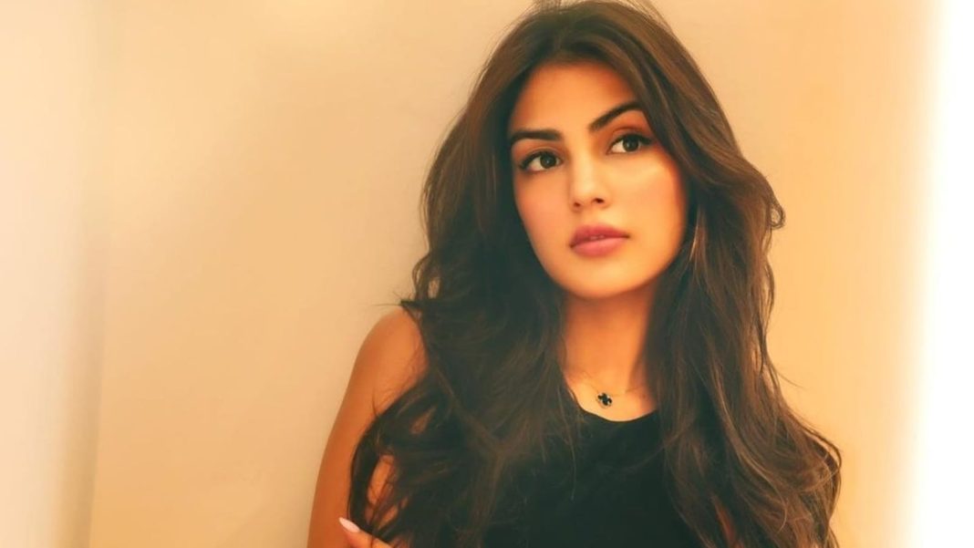 Rhea Chakraborty “nunca imaginó” que sería vilipendiada tras la muerte de Sushant Singh Rajput: Nadie me preparó
