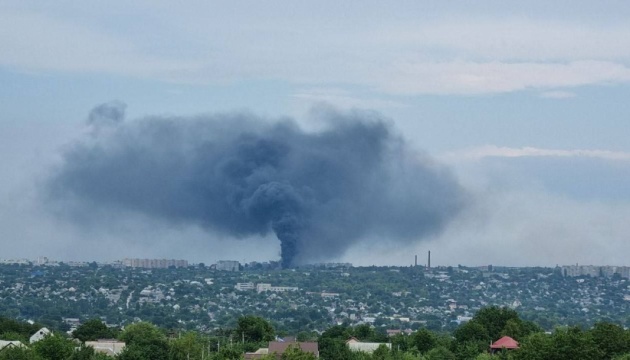 Se produce un incendio en una fábrica de maquinaria en la región de Luhansk
