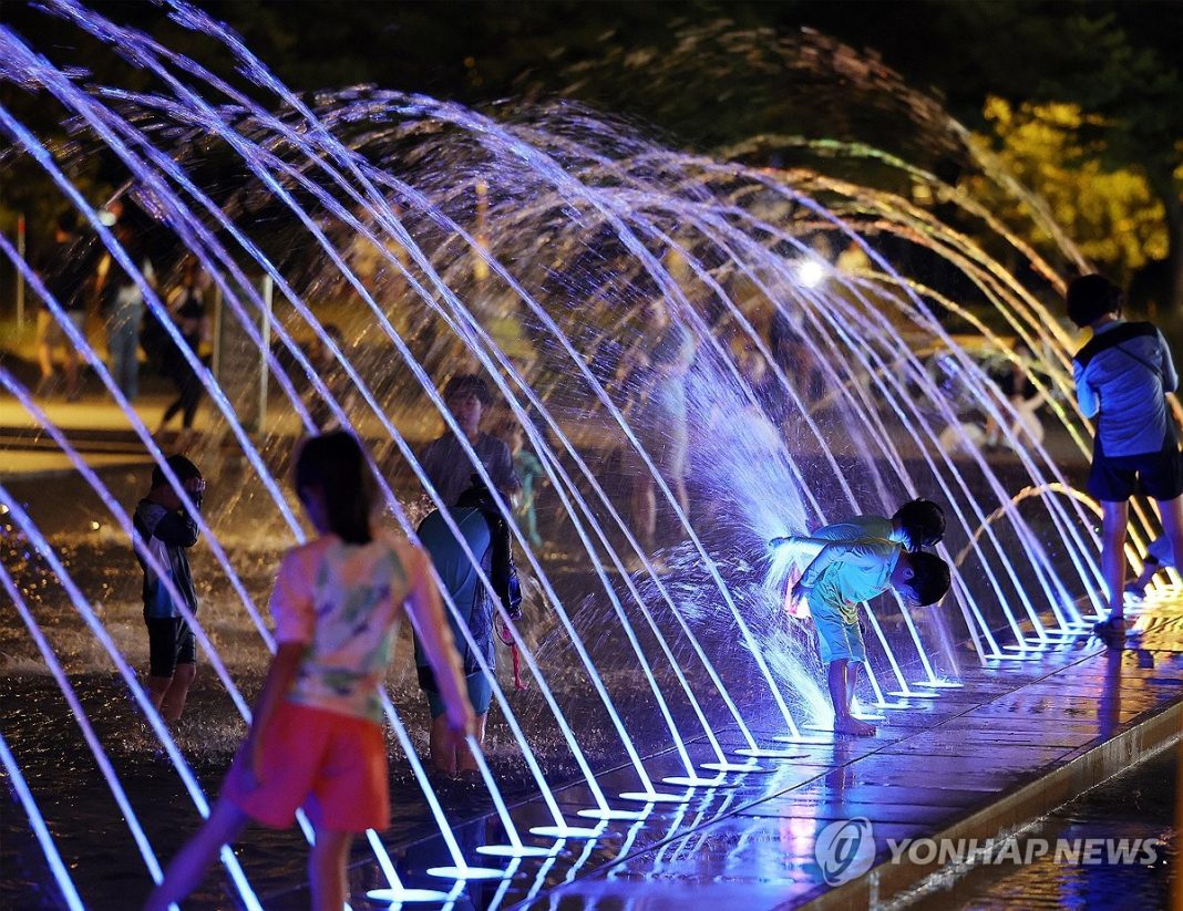 Seoul, Busan set records for consecutive tropical nights