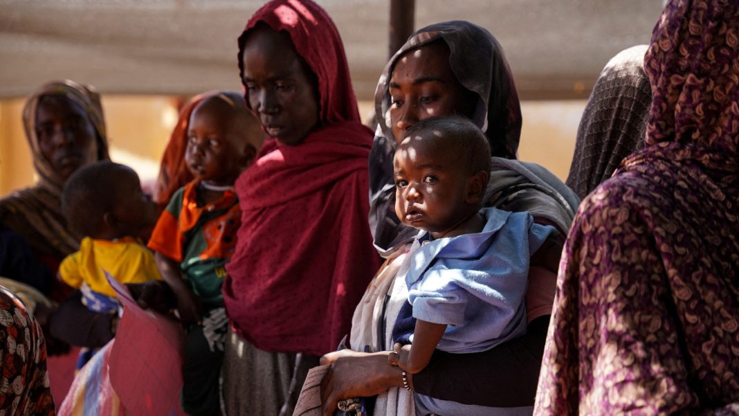 Sudán: la hambruna persiste en un campamento de desplazados en Darfur, según el Observatorio Mundial del Hambre
