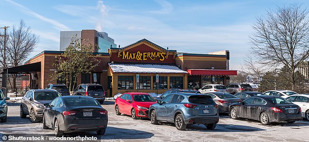 El crítico gastronómico Tom Sietsema dice que la forma más infalible de reconocer si un restaurante sirve buena comida es comprobar los coches aparcados justo delante de la puerta.