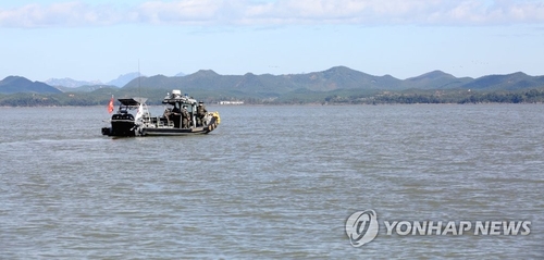 1 N. Korean defects through 'neutral waters' between 2 Koreas: military sources