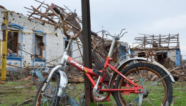 Una mujer resulta herida en un bombardeo enemigo en Kherson
