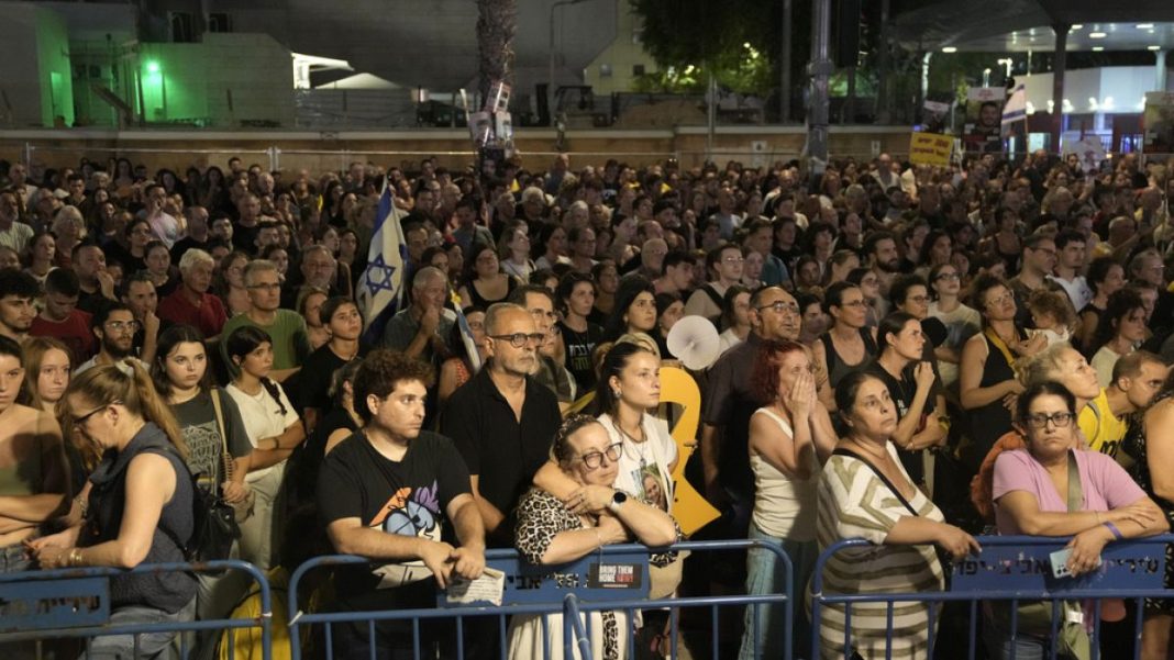 Vídeo. Familiares y simpatizantes de los rehenes israelíes retenidos en Gaza conmemoran los 300 días
