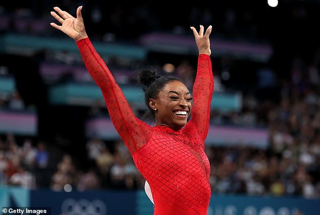 La leyenda de la gimnasia Simone Biles consiguió su segunda victoria en salto en los Juegos Olímpicos de París el sábado.