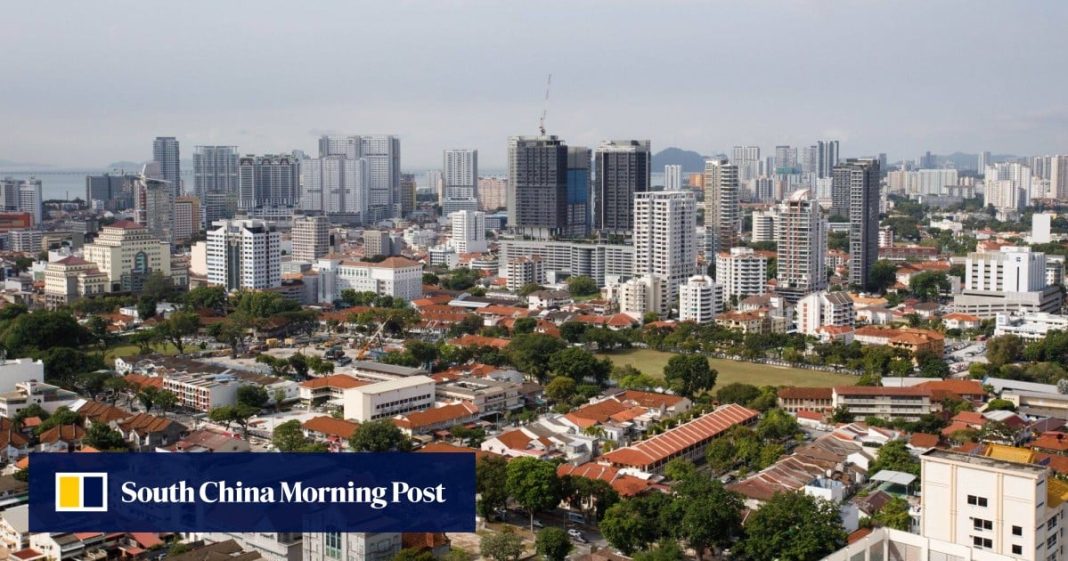 ¿Están realmente los ciudadanos chinos “acudiendo en masa” a Malasia gracias al nuevo sistema de visados?
