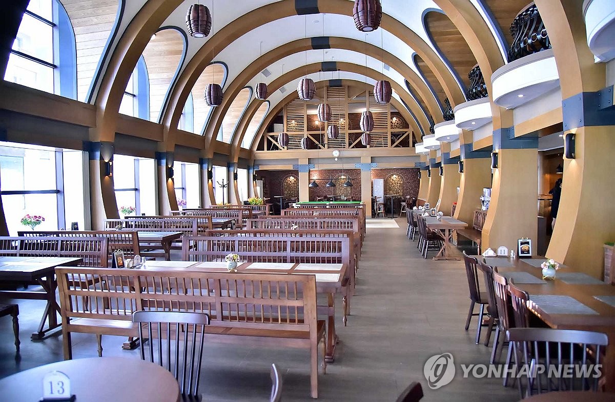 N. Korea showcases newly built Western-style beer pub, firework store in Pyongyang