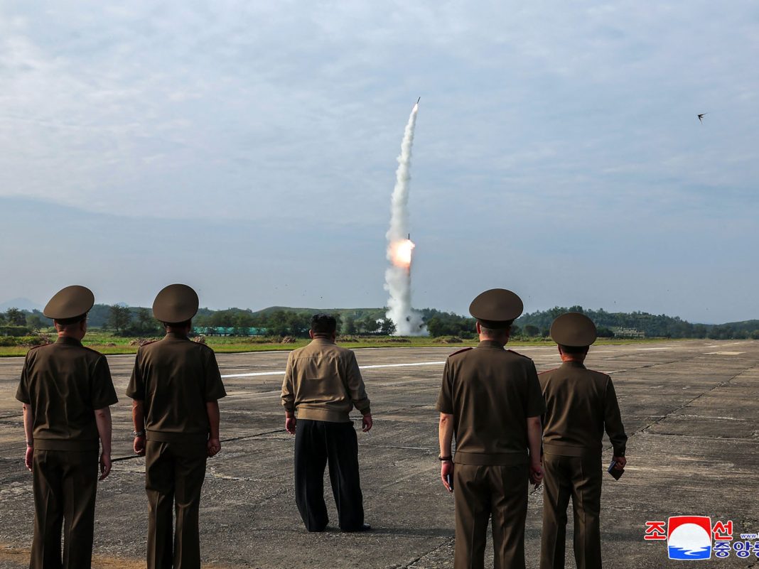 Corea del Norte afirma haber probado un nuevo misil balístico con una ojiva 