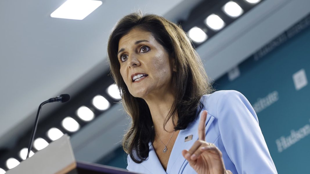 Activistas de Nikki Haley respaldan a Harris mientras exgobernadora republicana respalda a Trump
