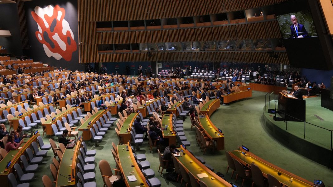 Asamblea General de la ONU 2024: Diplomáticos se retiran en protesta por el discurso de Netanyahu
