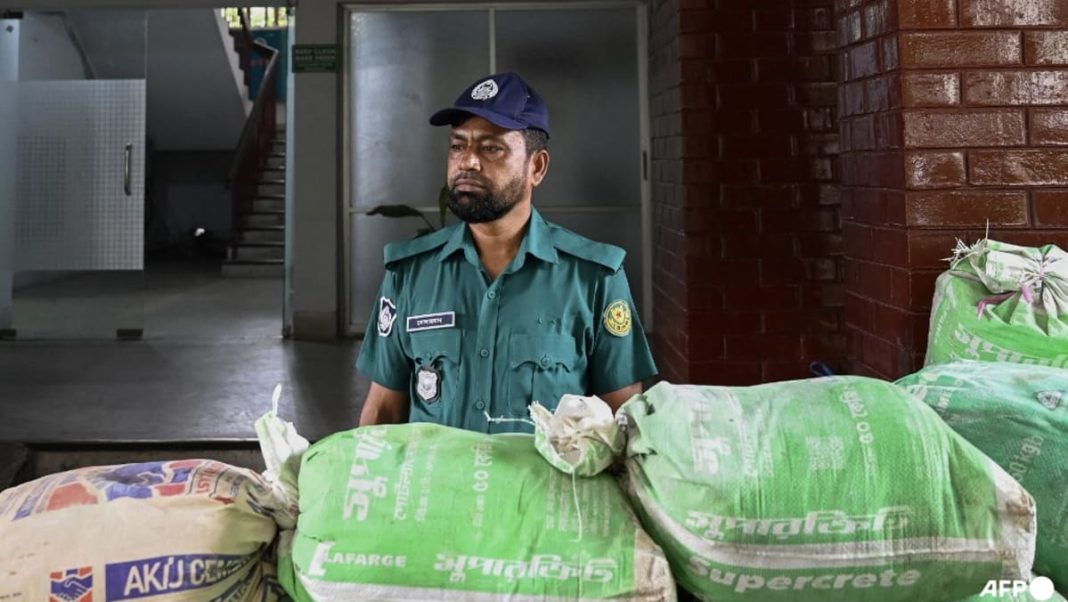 Bangladesh lanza campaña para recuperar armas robadas
