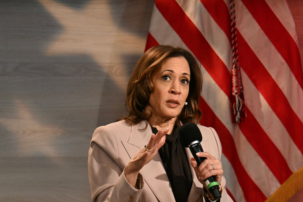 Cómo habla Kamala Harris sobre cuestiones raciales - The Michigan Chronicle
