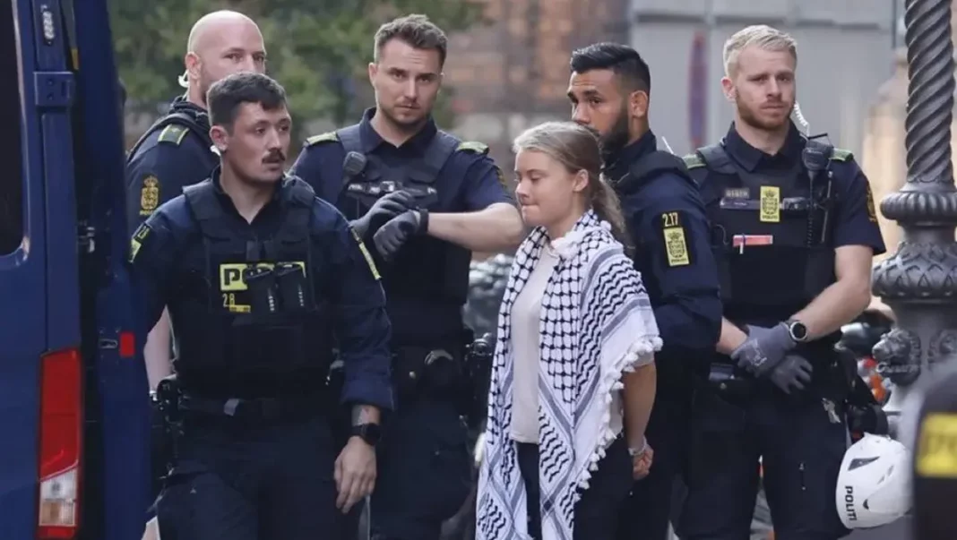 Detienen a Greta Thunberg en protesta a favor de Palestina en Copenhague - teleSUR
